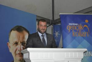  “AK Gönüllü Gençler AK Parti Davasına Sonuna Kadar Sahip Çıkıyor”